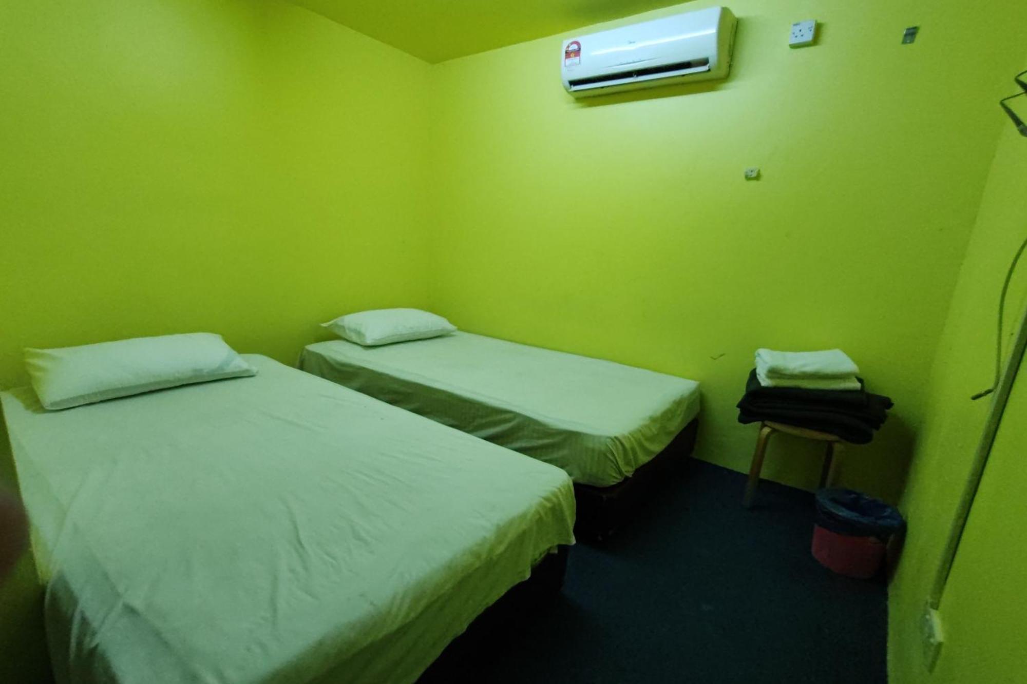 D'Bj Motel Bayan Lepas Exterior foto